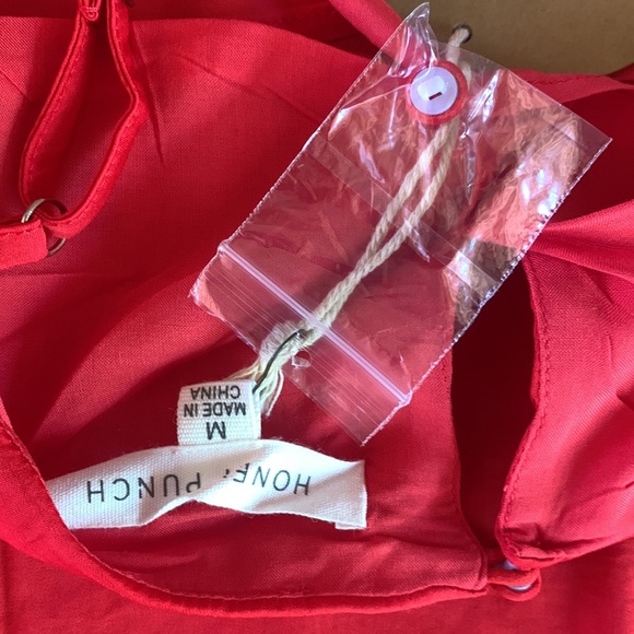 Honey Punch Bright Red Keyhole Strappy Tank Top Women's Medium NWT - Picture 5 of 10